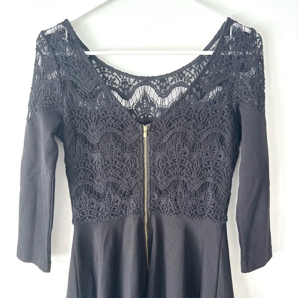 Lilly Pulitzer Black Remmy Lace Dress Fit n Flare Mini Short Preppy 3/4 Sleeve - Picture 7 of 11